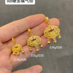 916 GOLD LONGEVITY LOCK 硬金福气锁包